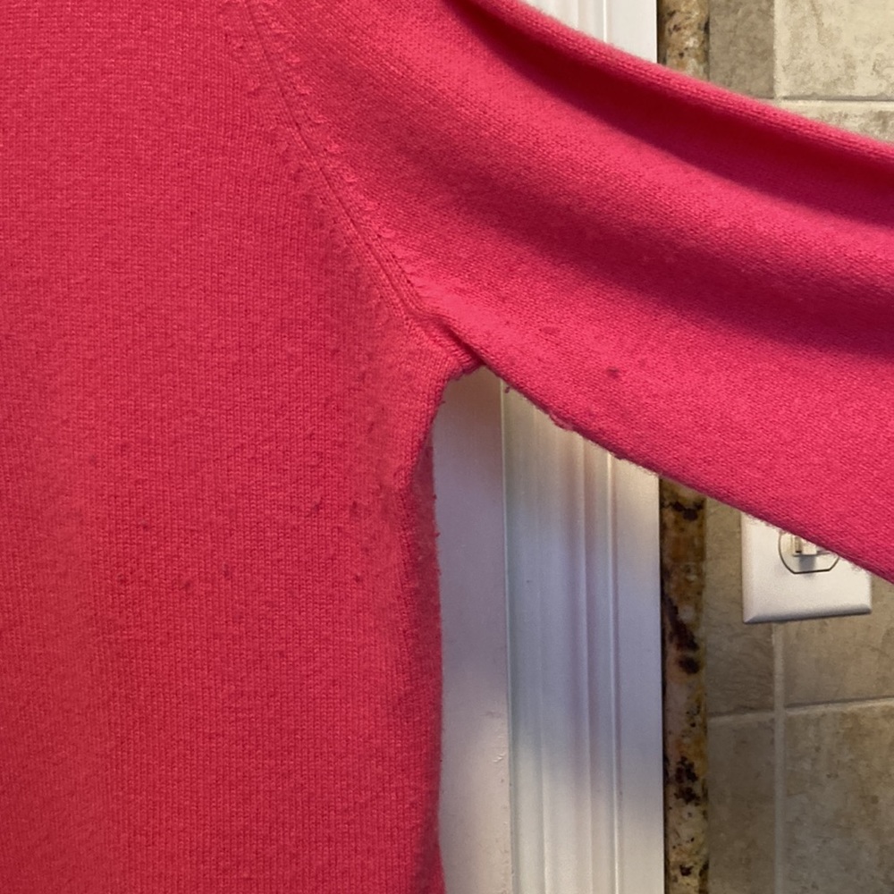 Charter Club Luxury cashmere v-neck hot pink sweater; XL - Picture 3 of 5
